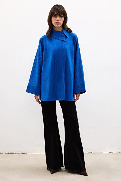 Touché Privé ASYMMETRIC COLLAR SHIRT