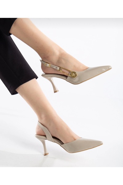 LARİNA SHOES Pantofi de damă cu cataramă aurie, vârf ascuțit, din piele lăcui...