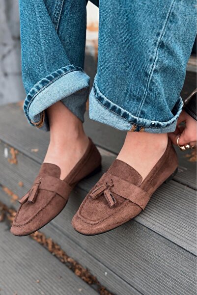 I Love Shoes حذاء أولينا النسائي من جلد الغزال بلون بني فاتح