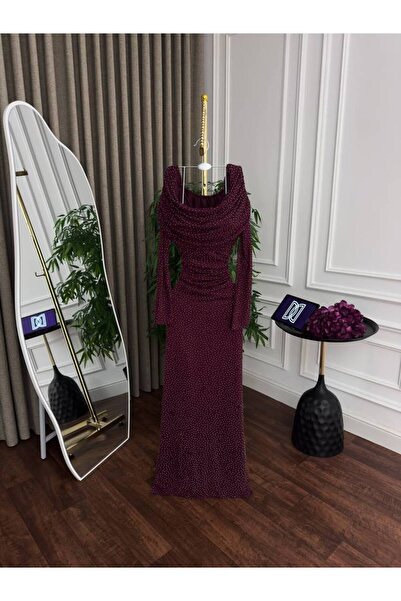 ranin Soft stretch dress with sequins