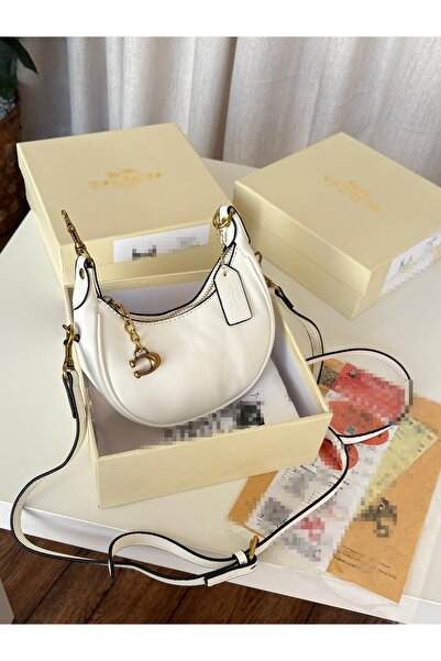 Generic Handbag and shoulder bag, high quality material, with accessories