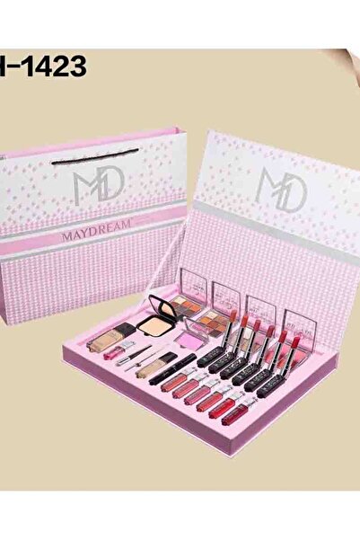 MAYDREAM طقم الوردي - دللي نفسك لإطلالة لا مثيل لها.