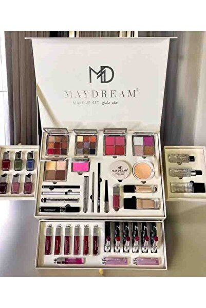 MAYDREAM طقم الأحلام (MAYDREAM): حيث يلتقي الفن