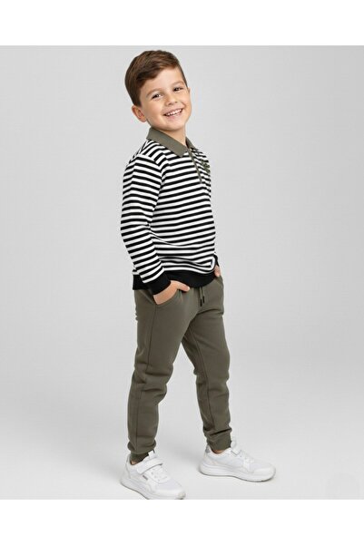 VOY KİDS Set pentru băieți cu vârste între 5-12 ani, compus din hanorac cu gu...