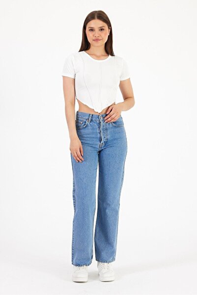 ihraç pazarı Asymmetrical Cut Crop T-Shirt with Stitching Detail – Stretchy F...