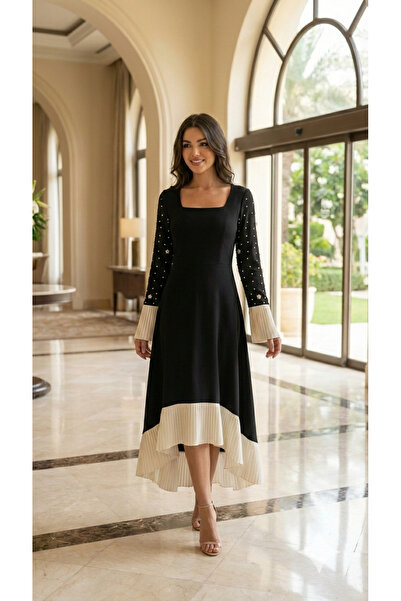 BROOKLYN STYLE Black Barbie midi dress with pearl details and pleats