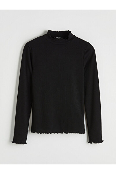 LC Waikiki موسم جديد من GULIS GİYİM بدلة نسائية سوداء ذات ياقة عالية مكشكشة