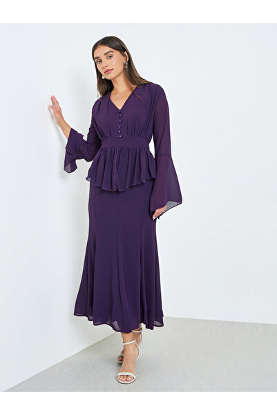 Styli فستان ماكسي بتصميم حورية البحر باللون الأرجواني الداكن للنساء بتفاصيل م...