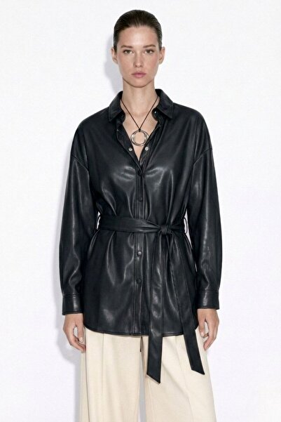 Mizalle Deri görünümlü Kuşaklı Siyah Gömlek Tunik