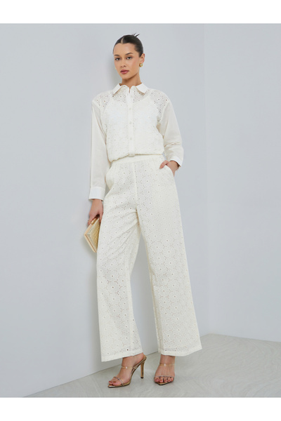 Styli بنطلون نسائي أبيض مطرز واسع الساقين