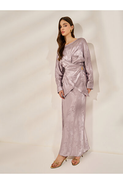 Styli Women Jacquard Satin Skirt with Flared Hem