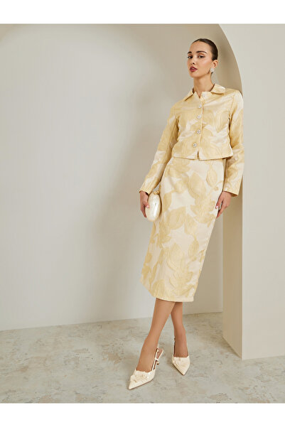 Styli Cream Floral Jacquard Midi Skirt