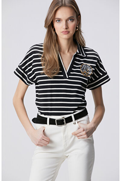 Network Siyah Kırık Beyaz Aksesuar Detaylı T-shirt