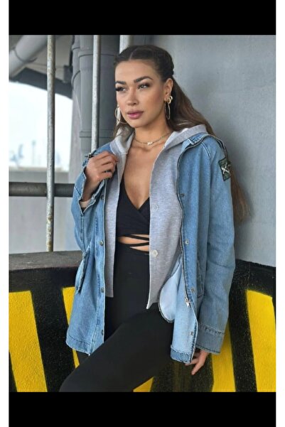 hat craft Kadın kot ceket ,kapüşon lu,penye yelek li,cepli arma detaylı ceket.