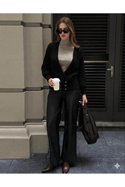 yardıtekstil Women's 6-Button Crop Knit Cardigan