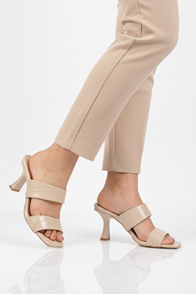 AYAKMOD Beige Double-Strapped Women's Heeled Slippers 451158 Z