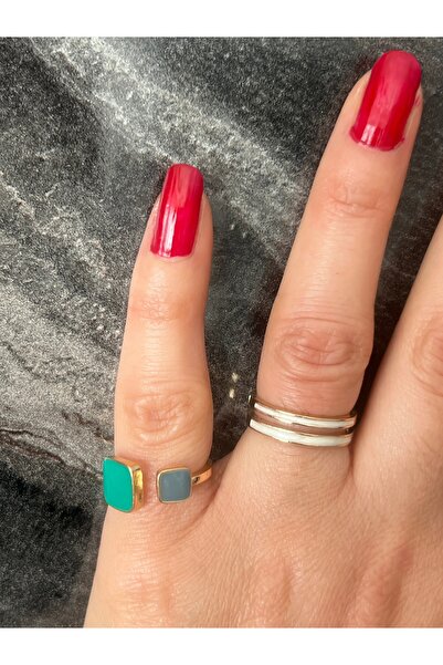 tones official خاتم هندسي مطلي باللون الرمادي والأخضر والأبيض مكون من قطعتين