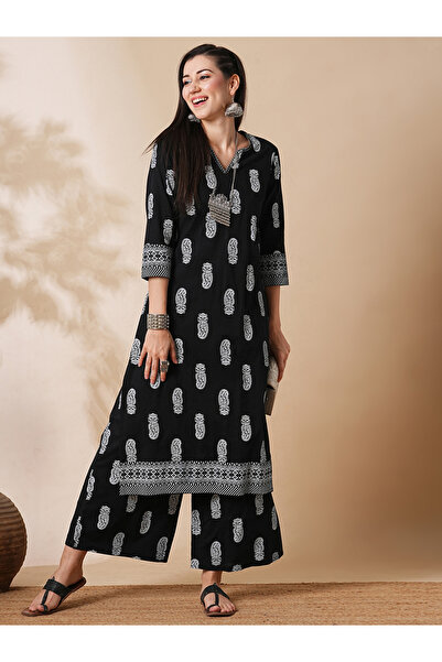 Globus By Styli All Over Paisley Print Straight Kurta and Palazzos Workwear Set