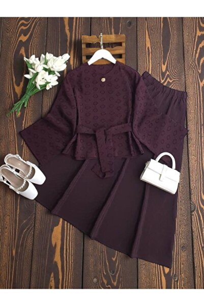 ŞAHİN TESETTÜR GİYİM TEK DÜĞME BELİ ÖNÜ AÇIK KEMERLİ ETEKLİ TAKIM 1723