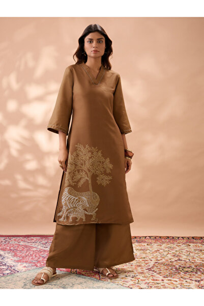 Globus By Styli Gond Animal Print Bell Sleeves Straight Kurta and Wide Leg Pa...