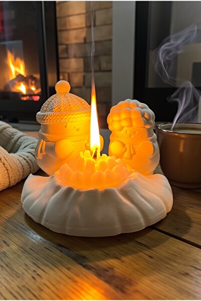 Evremly Home Dekoratif Üşüyen Kardam Adam Biblo Mum Seti