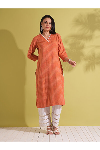 Globus By Styli قميص عمل مستقيم بتصميم مخطط منسوج دانتيل