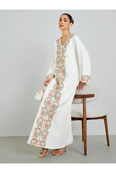 Amirah By Styli Cream Floral Embroidered A-Line Kaftan
