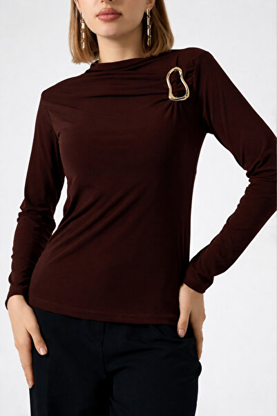 Nursay Bronch Detailed Blouse