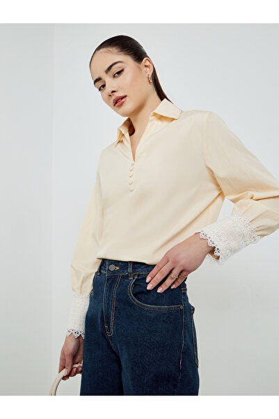 Styli Yellow Lace Trimmed Cuff Blouse