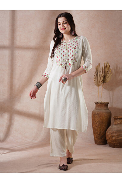 Globus By Styli Floral Embroidered Yoke Straight Kurta and Pants Festive Set
