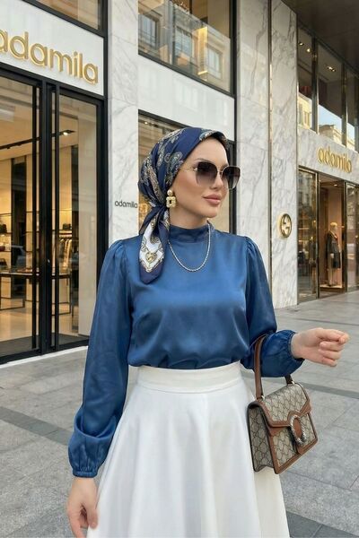 adamila Kadn Dik Yaka Kolu Lastikli Arka Fermuarlı Saten Bluz