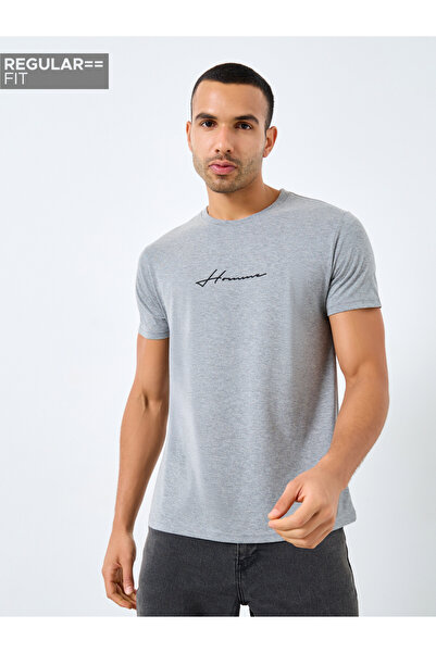 Styli Men Grey Slogan Print Crew Neck T-Shirt