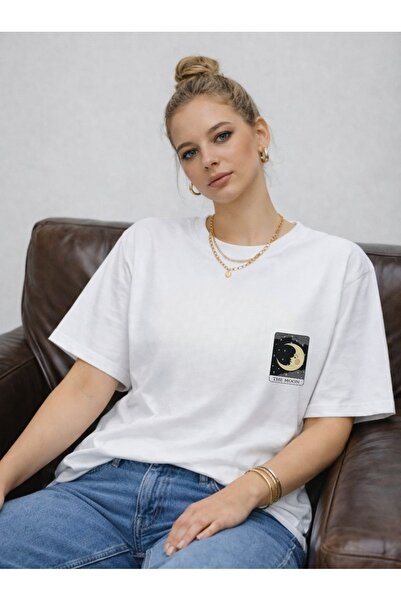 Risely Co The Sun & the Moon Women's Oversize T-Shirt