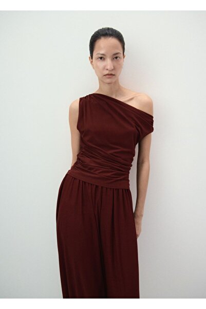 MANGO Woman Asimetrik büzgülü tişört