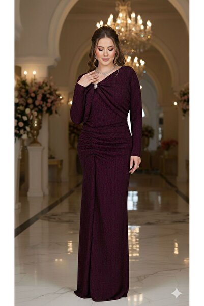tasmim kian Long evening dress with gathered pleats and a side slit