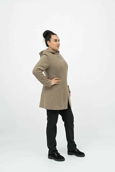 Gorgeaux Cream Jacket with Zipper and Hood - 3XL(46)