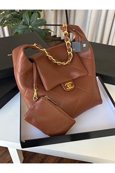 Ropi A luxurious and elegant women's handbag, an alternative to designer brands.