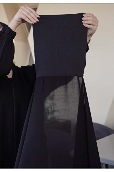 Shadan Art He presented his bandana