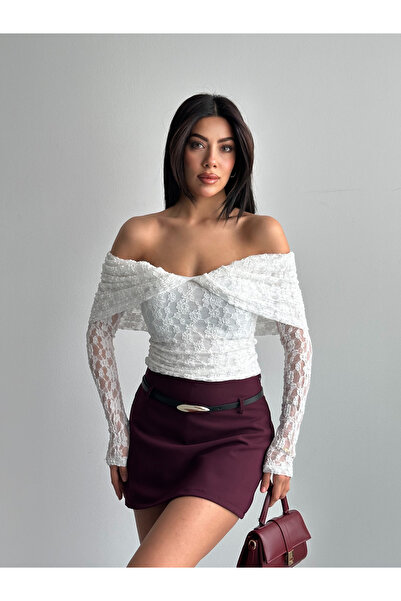 FERZOLAİO Madonna Collar White Lace Blouse