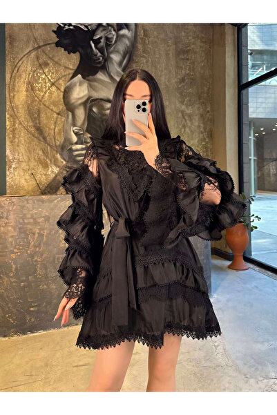 missswans Monero Yakası Nakış ve Tül İşlemeli Özel Tasarım Mini Elbise Siyah