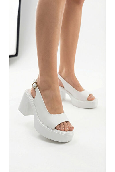 Limeo Üstü Kapalı Yandan Tokalı Cilt Yüksek topuklu Bilekten Tokalı Kadın Yaz...