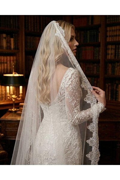 Magic Tiara Zarif Dantel Kenarlı Gelin Duvakı – Zarif ve Romantik Dokunuş