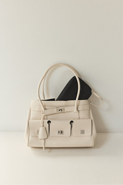 LUTVELIZADE Çanta 2610 - Metal Kilit Detaylı Bej Kadın Çanta