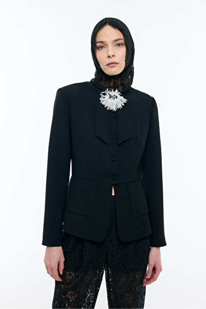 Roman Çıkarılabilir Broş Detaylı Bele Oturan Çift Cepli Ceket Siyah YY016008_001