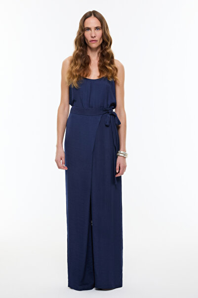 Roman Kruvaze Görünümlü Bağlama Detaylı Geniş Paça Pantolon Lacivert YY012073...