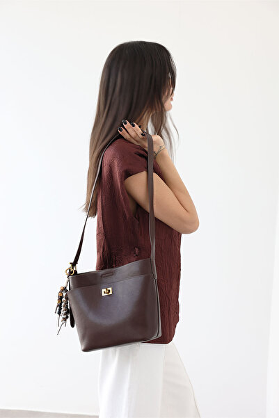 LUTVELIZADE Çanta 2613 - Minimal Gold Kilitli Acı Kahve Kadın Çanta