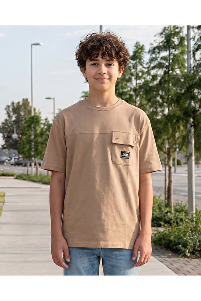 REDTAG تيشيرت بيج سادة للأولاد الكبار