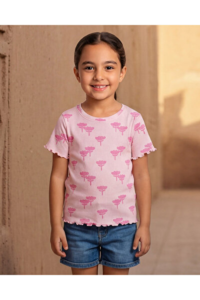 REDTAG تيشيرت بناتي بيج بنقشة الكرز الكاملة، مضلع ومزين بالكشكشة