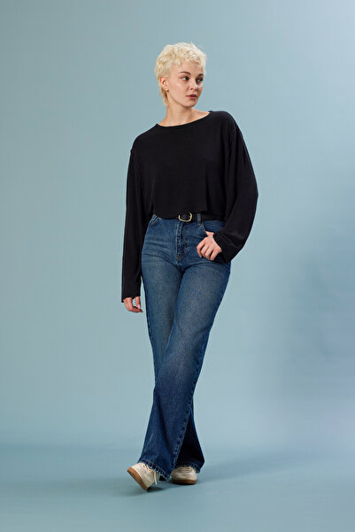 Nisan Yikamali Sweater