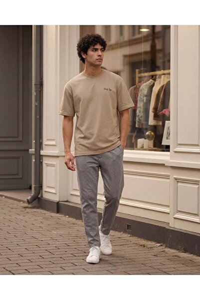 REDTAG تيشيرت رجالي بيج اللون قماش إنترلوك